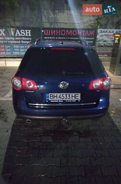 Универсал Volkswagen Passat 2005 в Измаиле