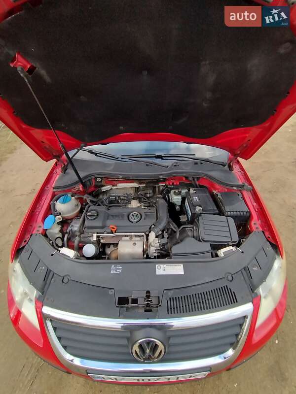 Універсал Volkswagen Passat 2009 в Миколаєві