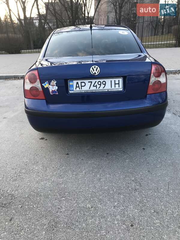 Седан Volkswagen Passat 2002 в Запоріжжі
