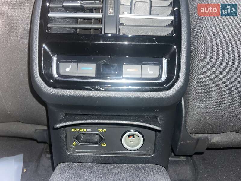 Седан Volkswagen Passat 2018 в Киеве