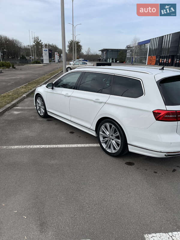 Универсал Volkswagen Passat 2018 в Ровно