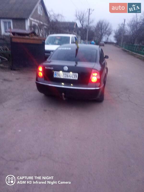 Седан Volkswagen Passat 2003 в Миколаєві