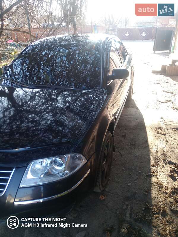 Седан Volkswagen Passat 2003 в Миколаєві