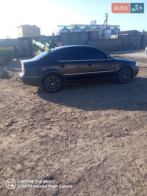 Седан Volkswagen Passat 2003 в Миколаєві