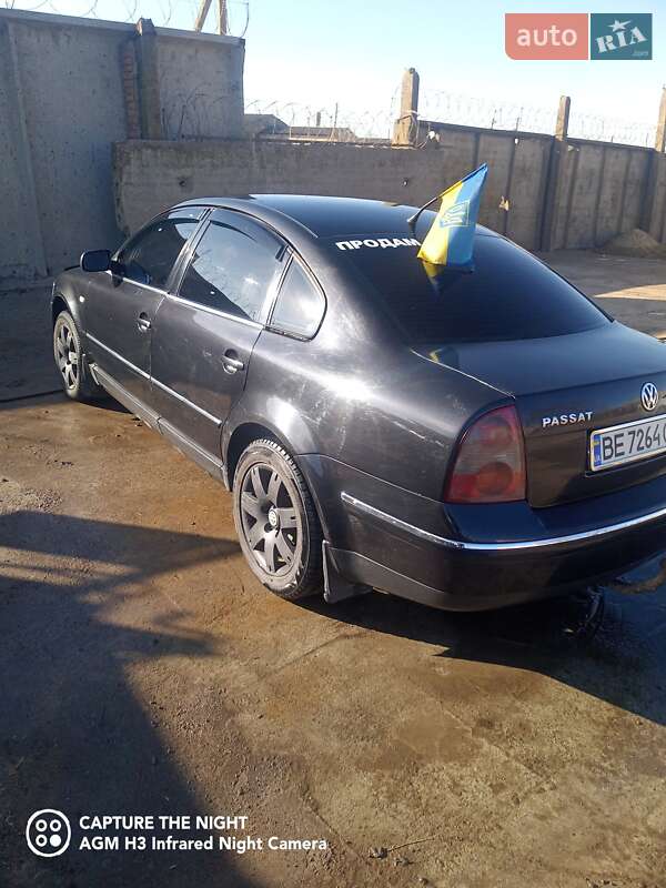 Седан Volkswagen Passat 2003 в Миколаєві