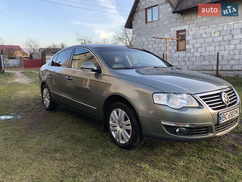 Седан Volkswagen Passat 2007 в Новояворівську