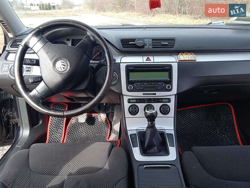 Седан Volkswagen Passat 2008 в Чорткове