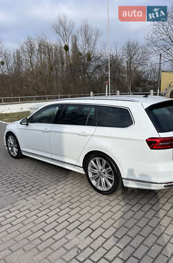 Универсал Volkswagen Passat 2018 в Ровно