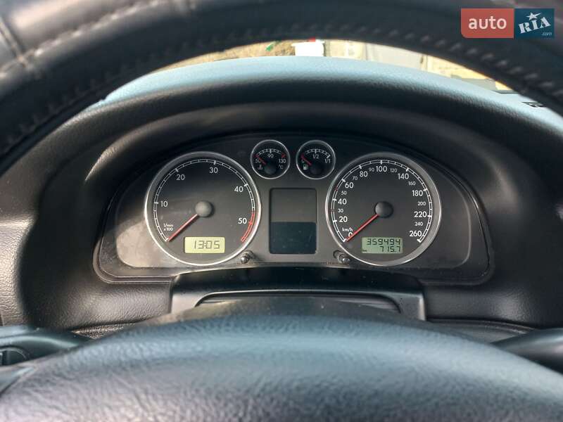 Универсал Volkswagen Passat 2001 в Каменец-Подольском