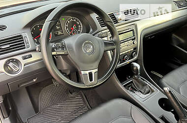 Седан Volkswagen Passat 2015 в 