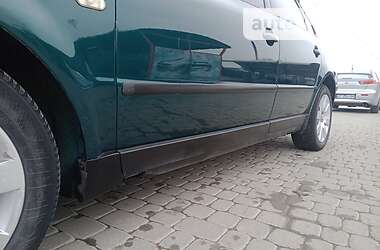 Седан Volkswagen Passat 1999 в 
