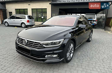 Седан Volkswagen Passat 2015 в Коломые