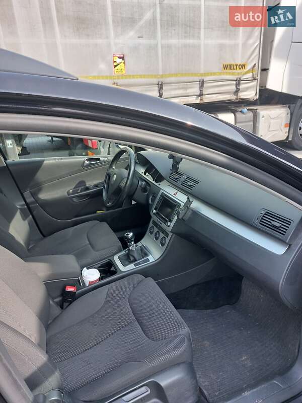 Универсал Volkswagen Passat 2009 в Сарнах