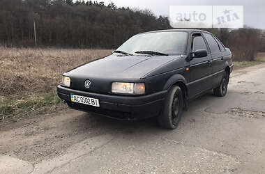 Седан Volkswagen Passat 1992 в Радехове