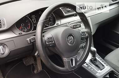 Универсал Volkswagen Passat 2012 в Ровно