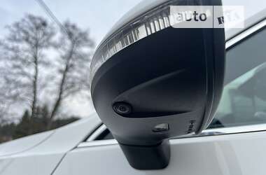 Седан Volkswagen Passat 2015 в 
