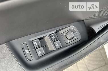 Седан Volkswagen Passat 2015 в 