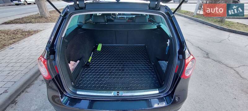 Универсал Volkswagen Passat 2008 в Ужгороде