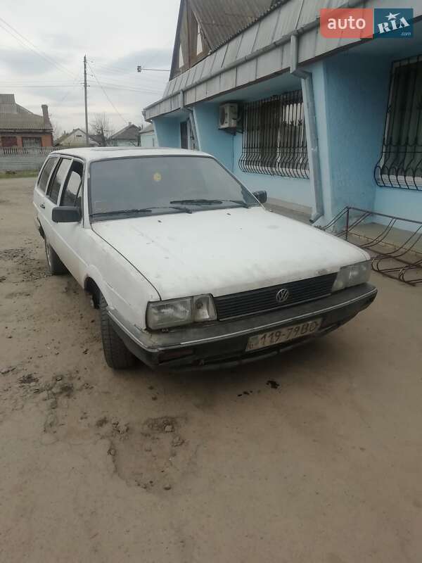 Універсал Volkswagen Passat 1986 в Христинівці