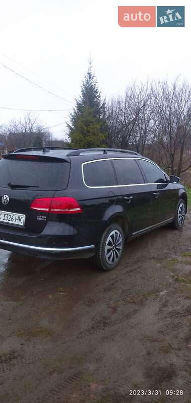 Универсал Volkswagen Passat 2011 в Сарнах