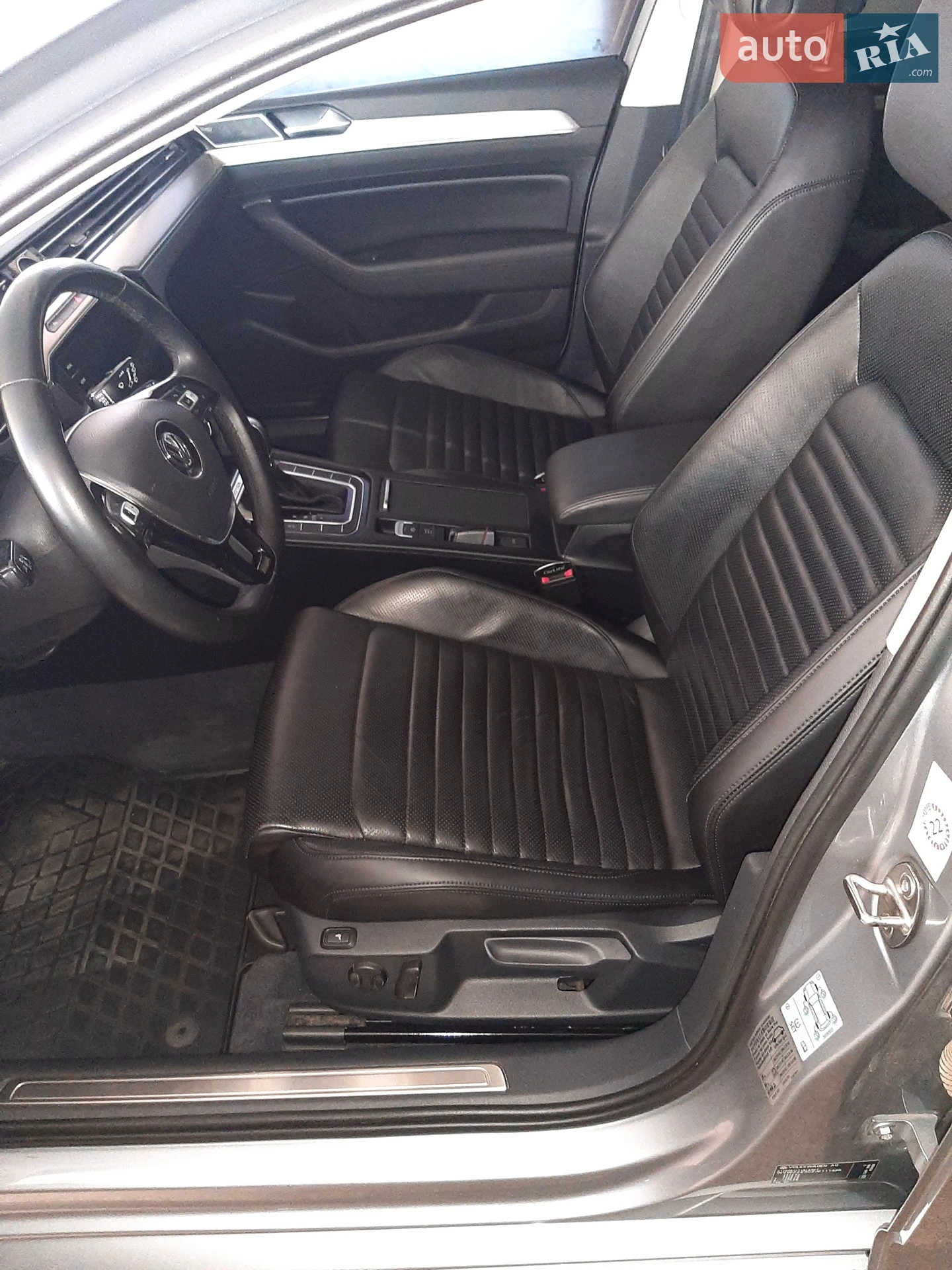 2017 Volkswagen Passat - мініатюра 32