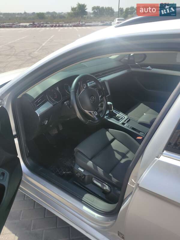 Универсал Volkswagen Passat 2018 в Виннице
