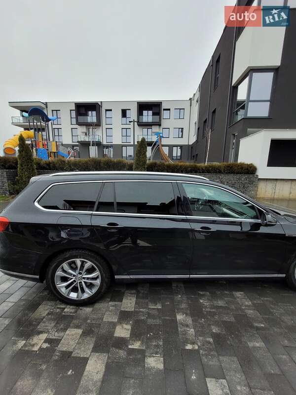 Универсал Volkswagen Passat 2015 в Ужгороде