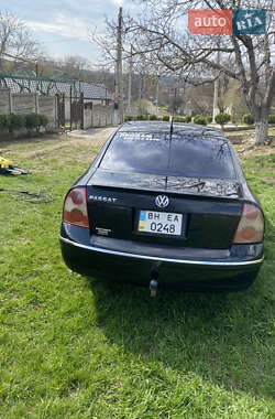 Седан Volkswagen Passat 2002 в 