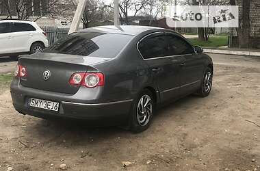 Седан Volkswagen Passat 2005 в Николаеве