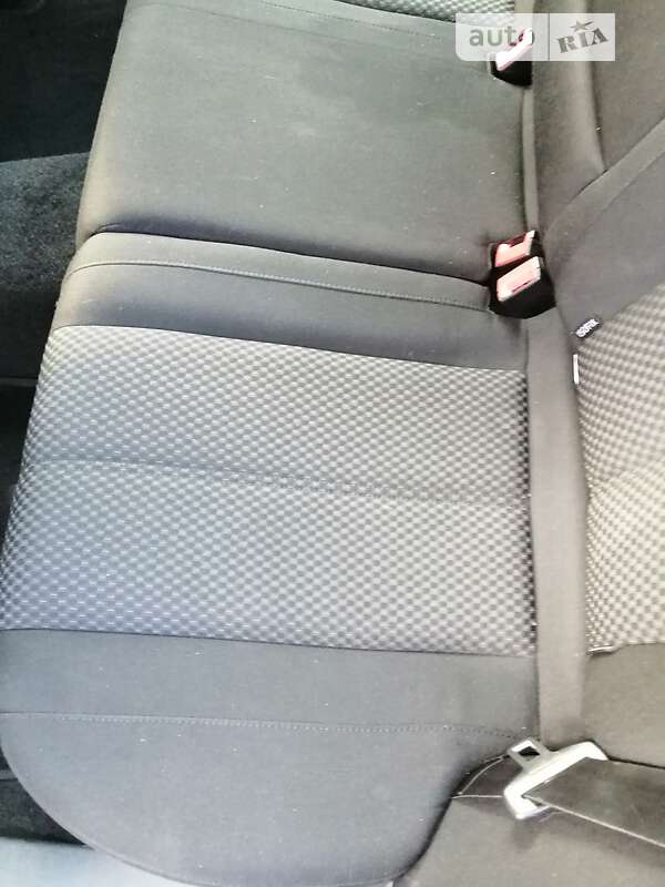 Універсал Volkswagen Passat 2012 в Броварах