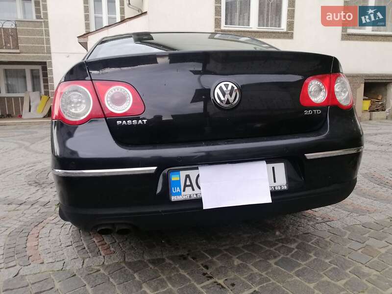 Седан Volkswagen Passat 2008 в Ужгороді