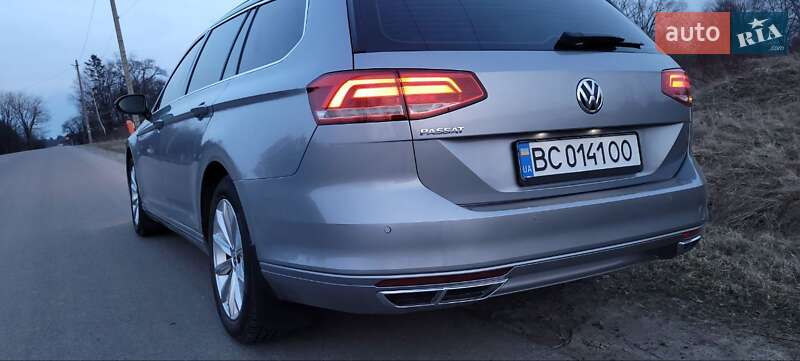 Универсал Volkswagen Passat 2017 в Дрогобыче