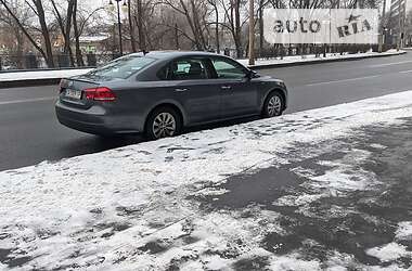 Седан Volkswagen Passat 2013 в 