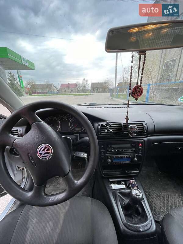 Універсал Volkswagen Passat 2001 в Тернополі