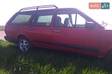 Универсал Volkswagen Passat 1987 в Голобах