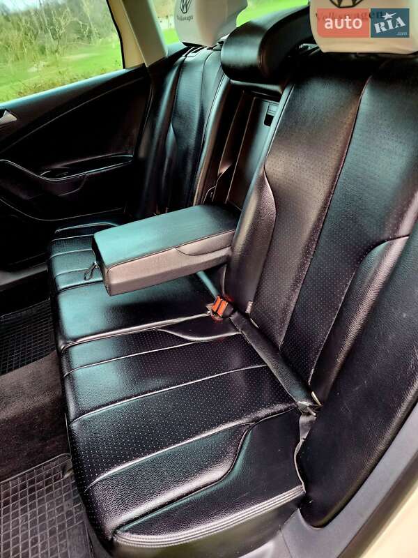 Універсал Volkswagen Passat 2010 в Косові