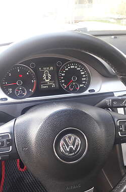 Универсал Volkswagen Passat 2012 в Коростене