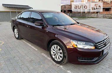 Седан Volkswagen Passat 2013 в Хмельницком