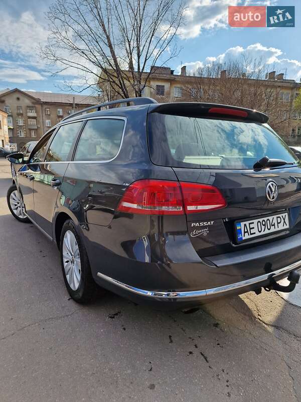 Универсал Volkswagen Passat 2014 в Каменском фото 24 Универсал Volkswagen Passat 2014 в Каменском