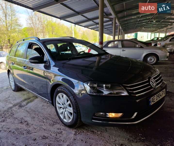 Универсал Volkswagen Passat 2014 в Каменском фото 30 Универсал Volkswagen Passat 2014 в Каменском