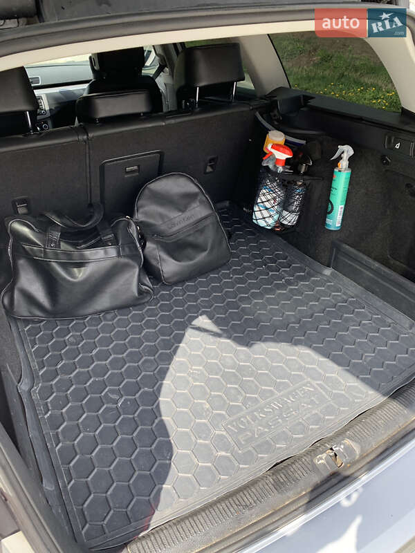 Универсал Volkswagen Passat 2011 в Хмельницком