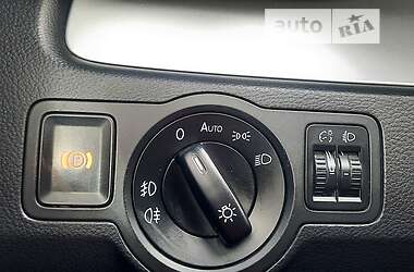 Універсал Volkswagen Passat 2010 в 