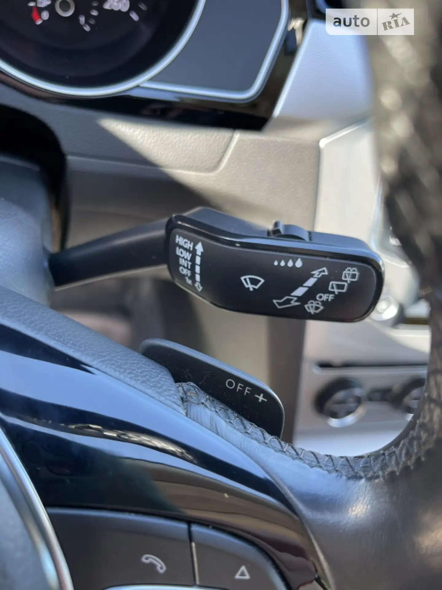 2015 Volkswagen Passat - мініатюра 39