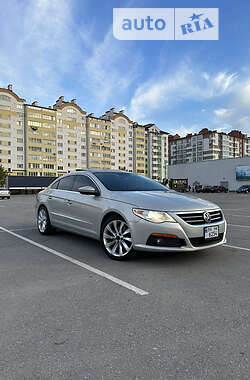 Седан Volkswagen Passat 2011 в Ивано-Франковске