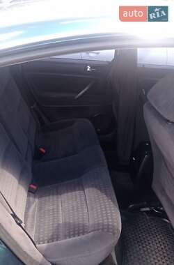 Седан Volkswagen Passat 2001 в 