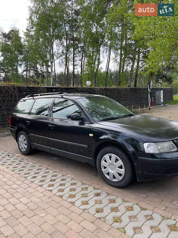 Универсал Volkswagen Passat 1999 в Киеве