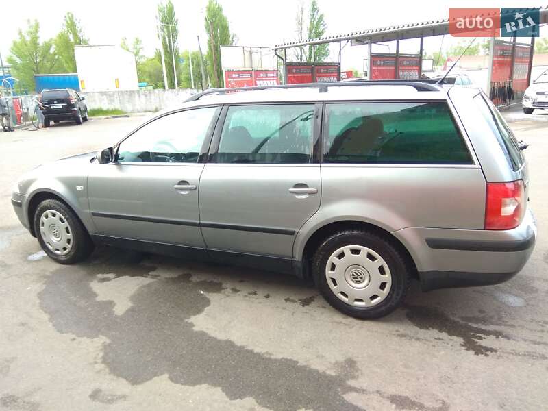 Універсал Volkswagen Passat 2003 в Києві