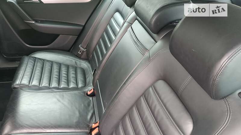 Универсал Volkswagen Passat 2011 в Овруче