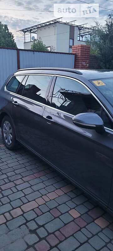 Універсал Volkswagen Passat 2016 в Миколаєві