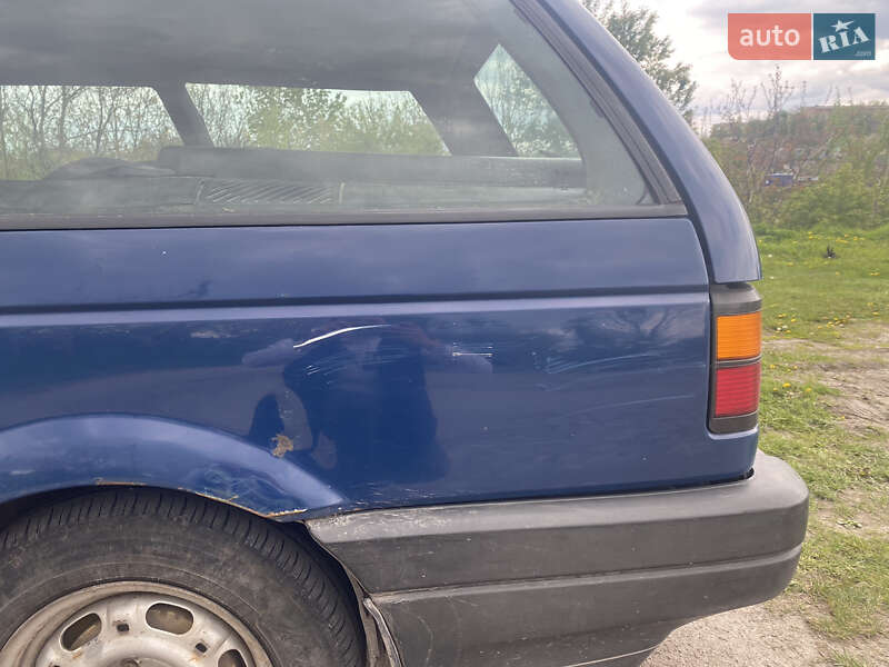 Универсал Volkswagen Passat 1989 в Корце